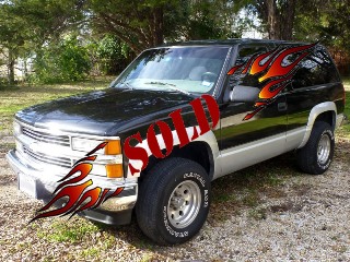 1997 Chevrolet Tahoe left front