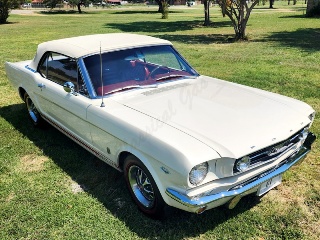 Right front 1966 Ford Mustang Convertible