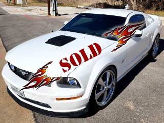 Left front 2007 Ford Mustang GT